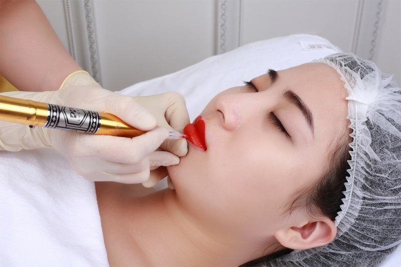 Các Câu Hỏi Thường Gặp Trước Khi Học Phun Xăm Mở Tiệm 6 Phun xăm thẩm mỹ và cách khắc phục tình trạng mực phun xăm dưới da đổi màu