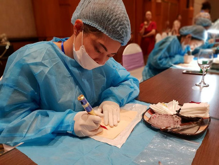 Kinh Nghiệm Tham Gia Cuộc Thi Tay Nghề Phun Xăm A-Z 8 Phun xăm thẩm mỹ được đánh giá là một nghề “hốt bạc?” | Vietnam+ (VietnamPlus)