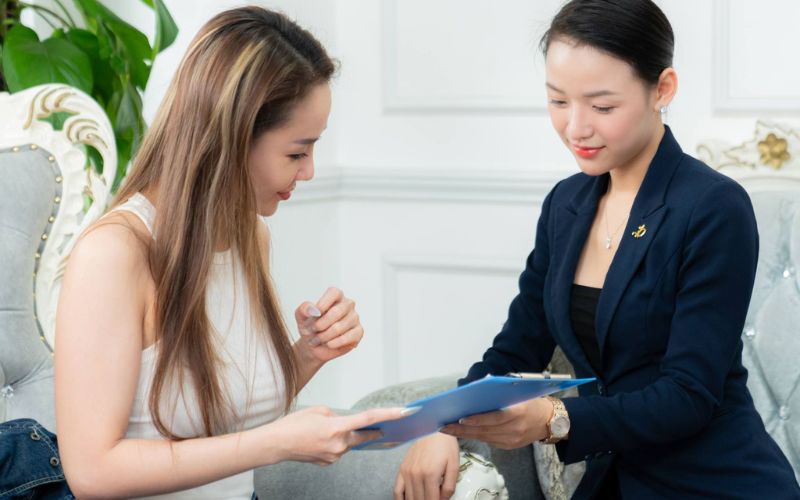 Kỹ Năng Tư Vấn Khách Hàng Phun Xăm Để Kinh Doanh 7 Chuyên viên tư vấn spa là ai? Nghề này có gì hấp dẫn?