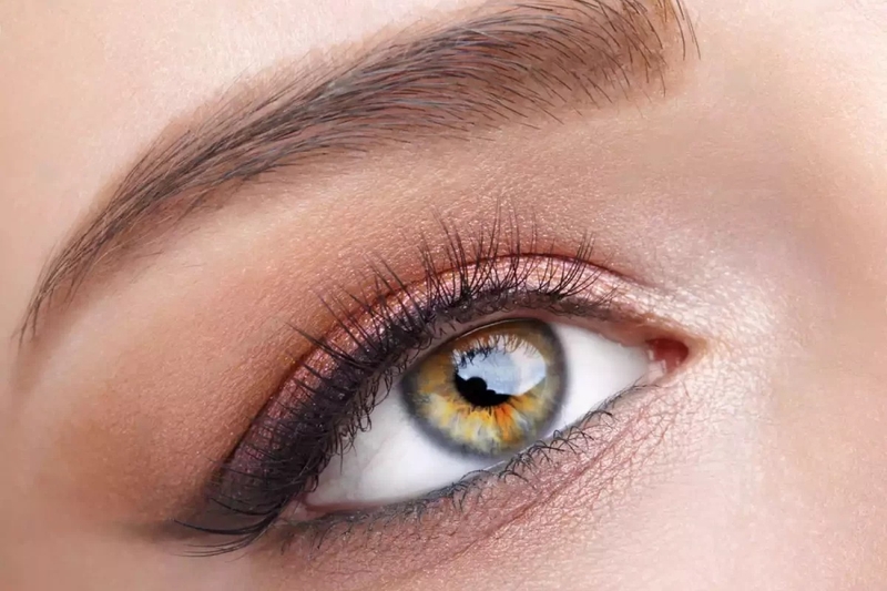 Kỹ Thuật Phun Mày Ombre, Nền Tảng Vững Để Kinh Doanh 2 Phun mày ombre là gì? Phun mày ombre giá bao nhiêu?