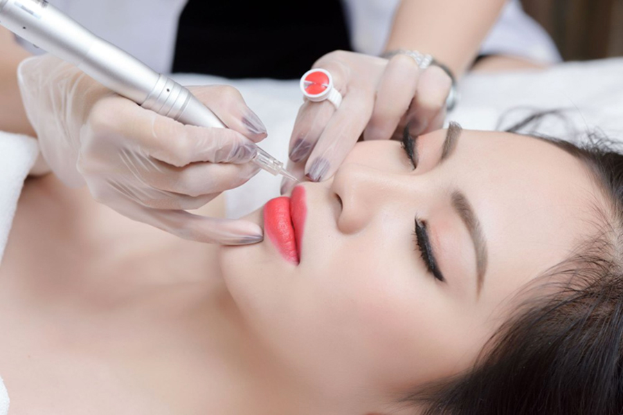 Kỹ Thuật Phun Môi Hiệu Ứng Son Lì Kinh Doanh 2025 6 Kỹ thuật phun môi không tê, không gây đau rát công nghệ mới
