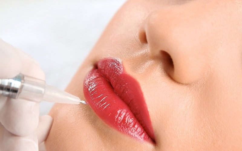 Kỹ Thuật Phun Môi Hiệu Ứng Son Lì Kinh Doanh 2025 7 Phun xăm môi là gì? Kỹ thuật và quy trình phun xăm môi chuẩn