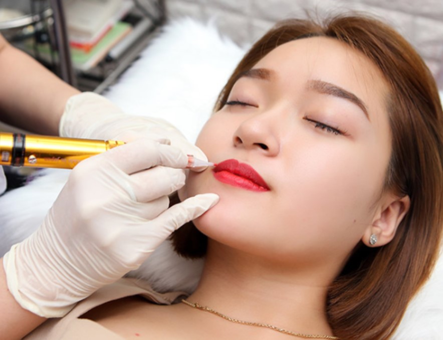 Lộ Trình Sự Nghiệp Kỹ Thuật Viên Phun Xăm Để Làm Chủ 3 Lưu ý khi học phun xăm thẩm mỹ cho người mới bắt đầu
