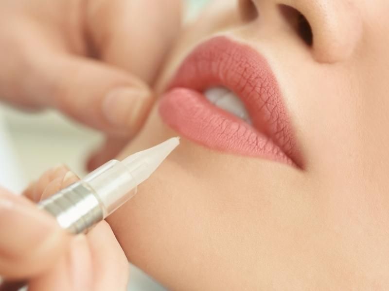 Phun Môi Bị Nổi Mụn Nước, Nguyên Nhân và Cách Xử Lý 3 Thẩm Mỹ Ngô Thảo